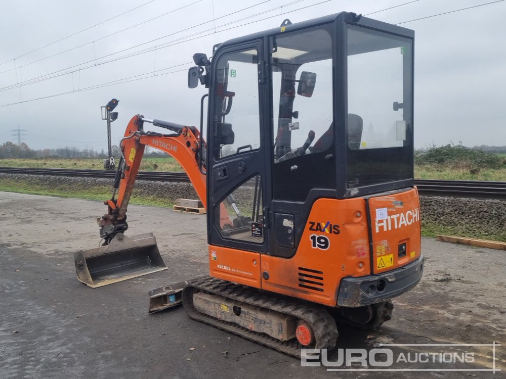 2019 Hitachi ZX19-5A CR - Mini escavadeira: foto 3 2019 Hitachi ZX19-5A CR - Mini escavadeira: foto 3