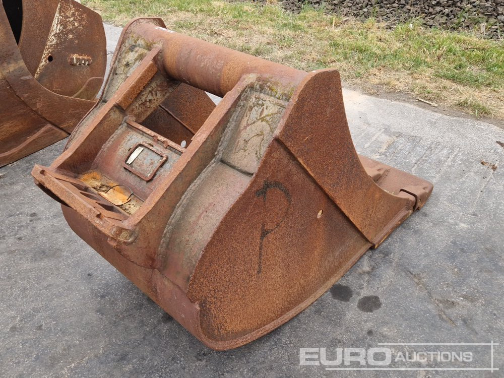 32" Digging Bucket, Hyundai R170W - Balde: foto 3 32" Digging Bucket, Hyundai R170W - Balde: foto 3