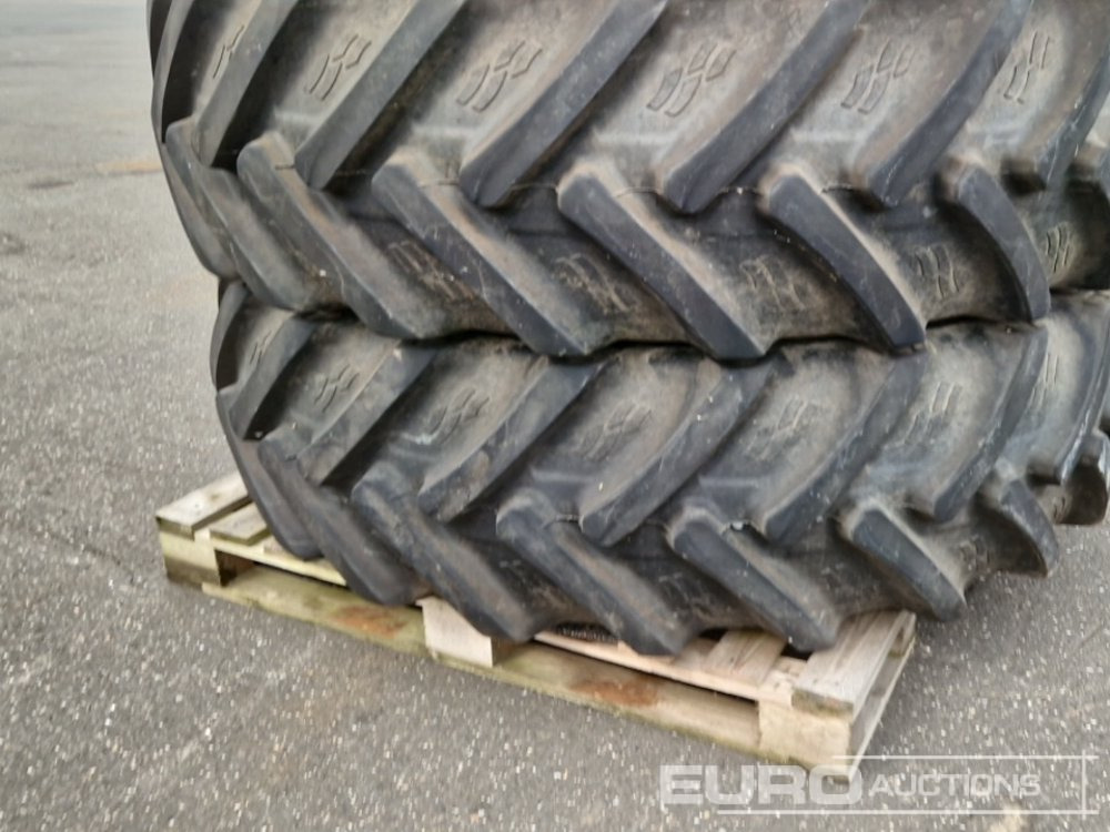 520/85 R46 Tyres with Rims - Pneu: foto 4 520/85 R46 Tyres with Rims - Pneu: foto 4