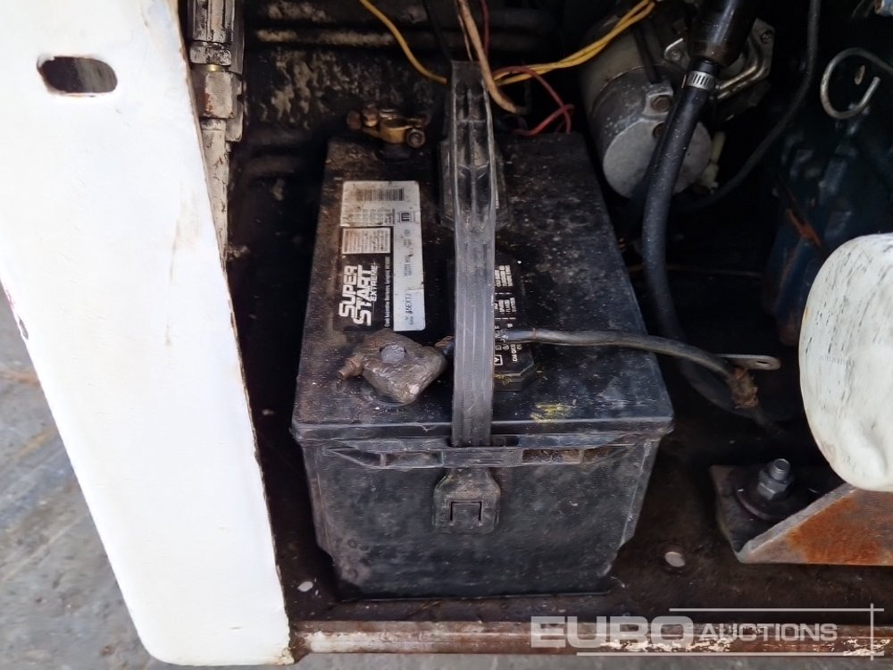 Mini pá carregadora Bobcat 743: foto 14