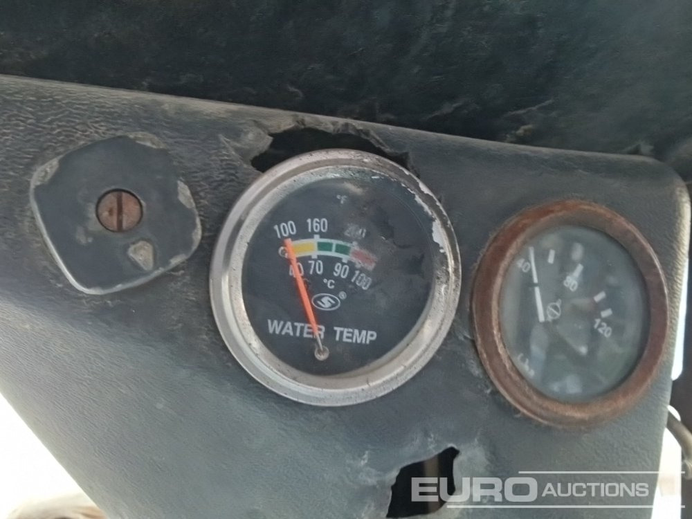 Mini pá carregadora Bobcat 743: foto 17