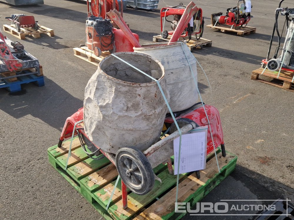 Cement Mixers (2 of) - Betoneira: foto 4 Cement Mixers (2 of) - Betoneira: foto 4