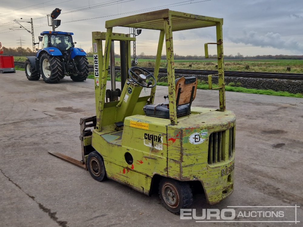 Clark H500-Y30PD - Empilhadeira: foto 3 Clark H500-Y30PD - Empilhadeira: foto 3