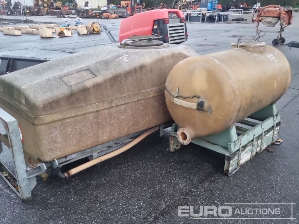 Fuel Bowser (2 of) - Depósito de armazenamento: foto 5 Fuel Bowser (2 of) - Depósito de armazenamento: foto 5