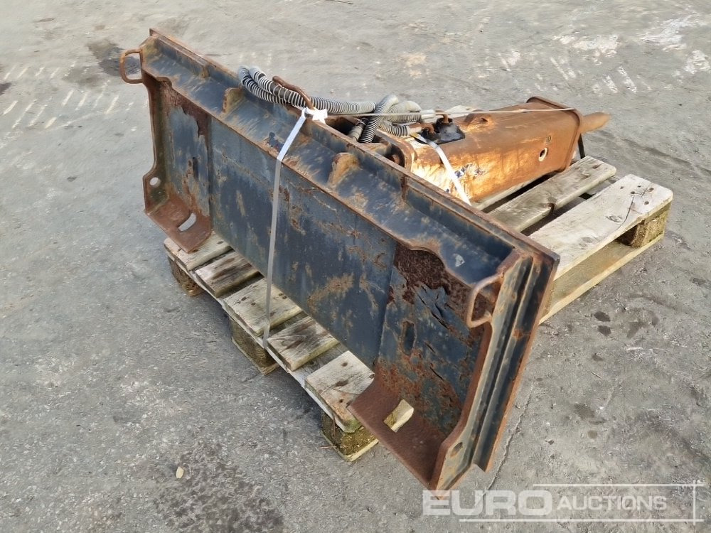 Furukawa FX35 - Martelo hidráulico: foto 3 Furukawa FX35 - Martelo hidráulico: foto 3