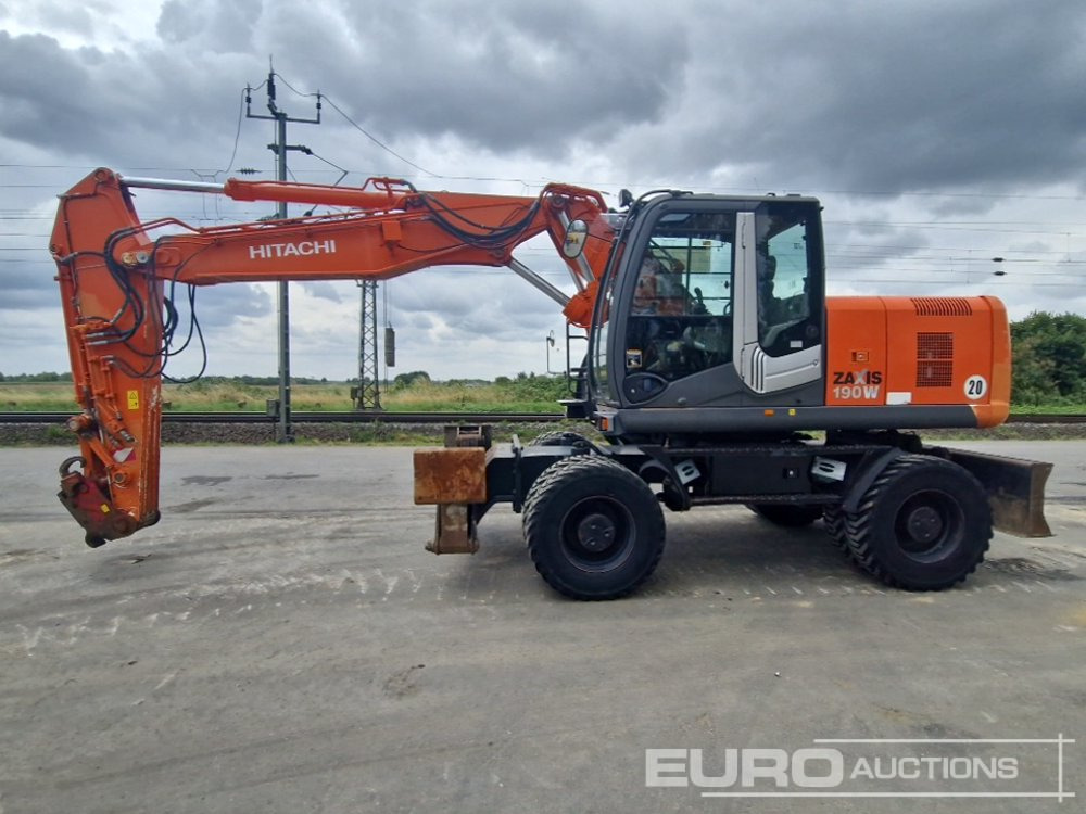 Hitachi ZX190W-3 - Escavadeira de rodas: foto 2 Hitachi ZX190W-3 - Escavadeira de rodas: foto 2