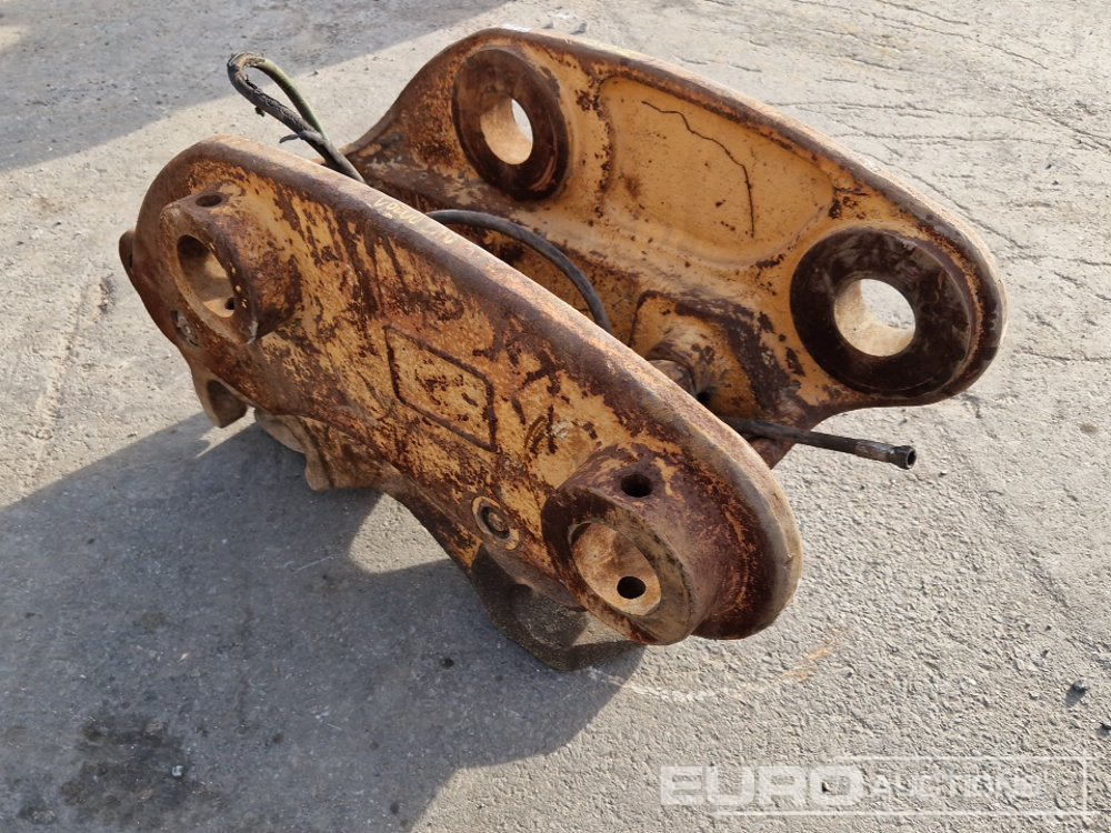 Hydraulic QH, Pin 80mm/80mm, to suit 30-40 Ton Excavator - Acoplamento rápido: foto 2 Hydraulic QH, Pin 80mm/80mm, to suit 30-40 Ton Excavator - Acoplamento rápido: foto 2