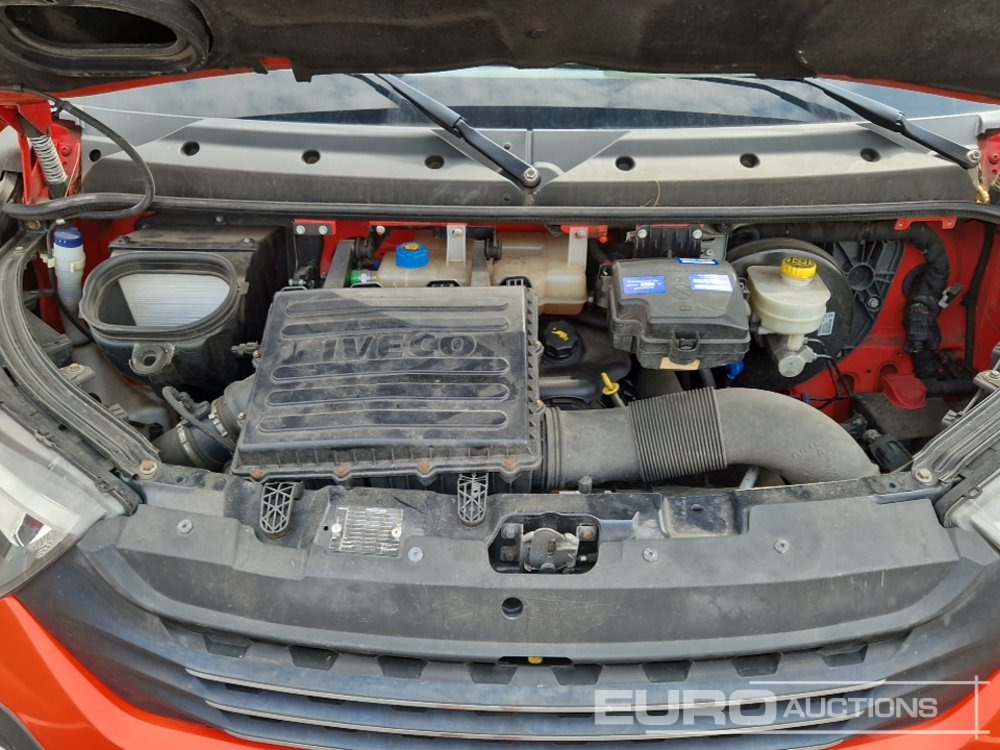 Furgão Iveco Daily 35-120: foto 13