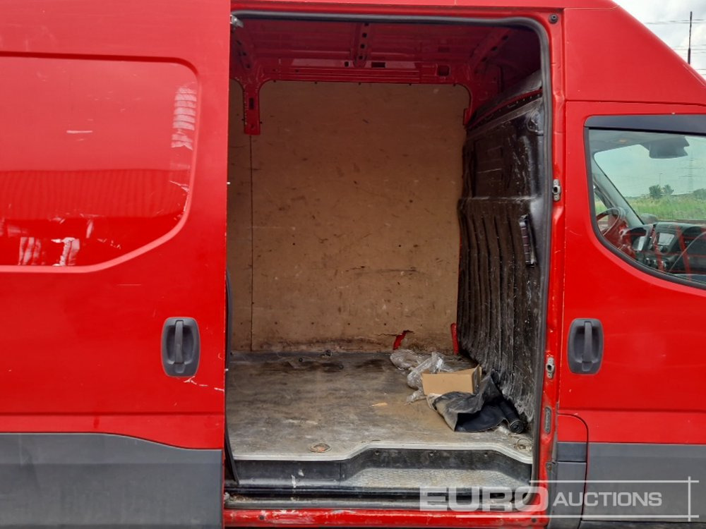 Furgão Iveco Daily 35-120: foto 21