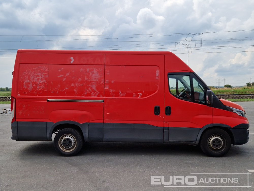Furgão Iveco Daily 35-120: foto 6