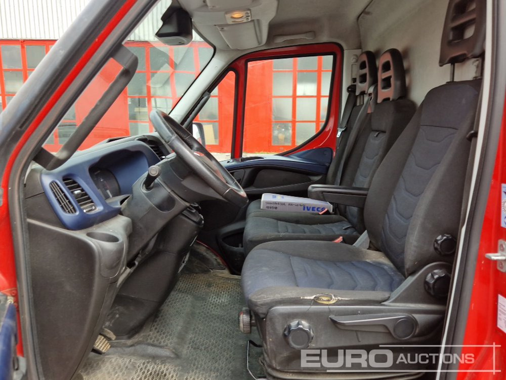 Furgão Iveco Daily 35-120: foto 25