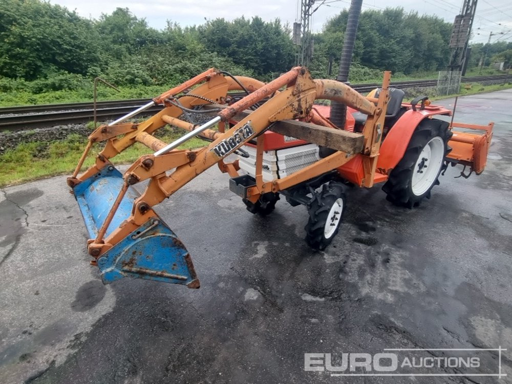 Kubota B1600 - Mini trator: foto 1 Kubota B1600 - Mini trator: foto 1