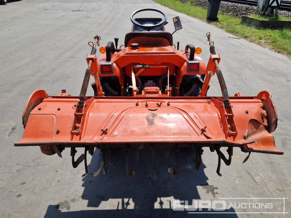 Kubota B40 - Mini trator: foto 4 Kubota B40 - Mini trator: foto 4