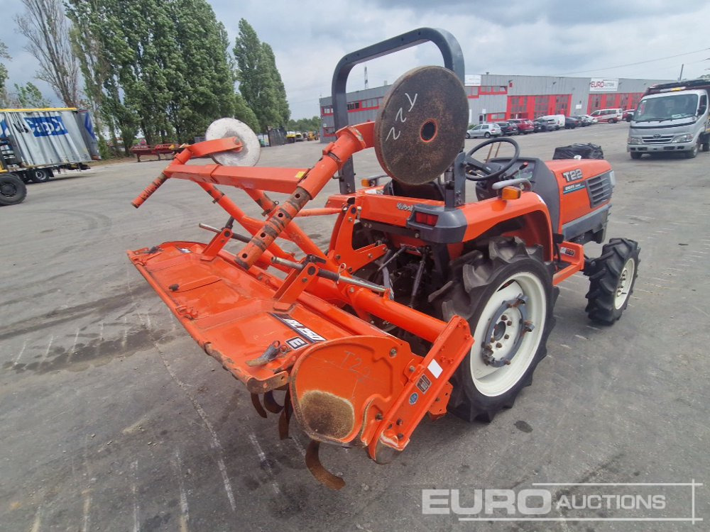 Kubota T22 - Mini trator: foto 3 Kubota T22 - Mini trator: foto 3