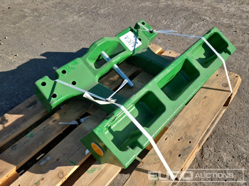 Unused Suitcase or BigPack Front Weight Carrier to suit John Deere 8R 230, 8R 250, 8R 280, 8R 310, 8R 340, 8R 370, 8R 410 (PartNo.R569418,R572164) - Máquina agrícola: foto 2 Unused Suitcase or BigPack Front Weight Carrier to suit John Deere 8R 230, 8R 250, 8R 280, 8R 310, 8R 340, 8R 370, 8R 410 (PartNo.R569418,R572164) - Máquina agrícola: foto 2