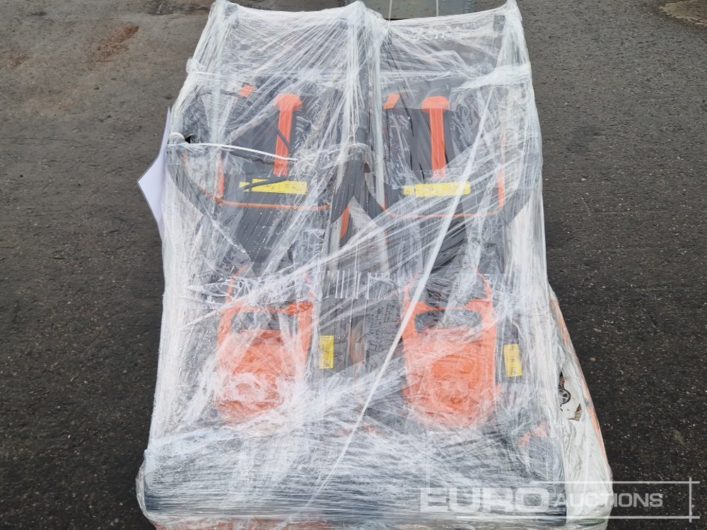 Pallet of Assorted Tools, Lawnmower, Pressure Washer, Cable Detector, Tile Cutter, LED Flashlights - Equipamento de construção: foto 5 Pallet of Assorted Tools, Lawnmower, Pressure Washer, Cable Detector, Tile Cutter, LED Flashlights - Equipamento de construção: foto 5
