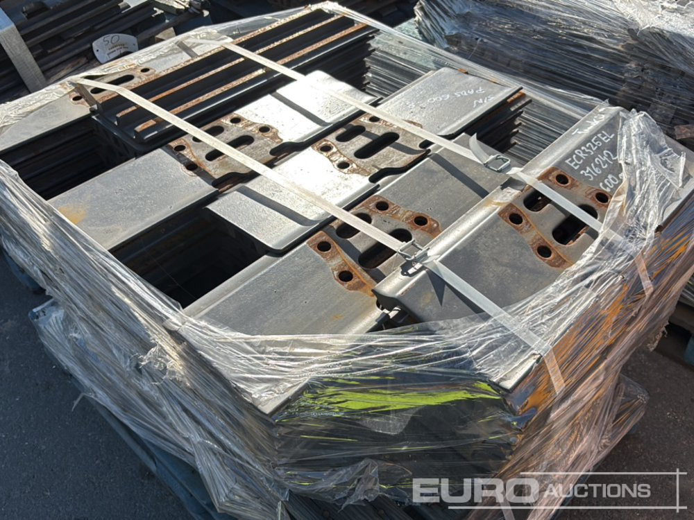 600mm Steel Track Plates - Peça de reposição por Escavadeira: foto 1 600mm Steel Track Plates - Peça de reposição por Escavadeira: foto 1