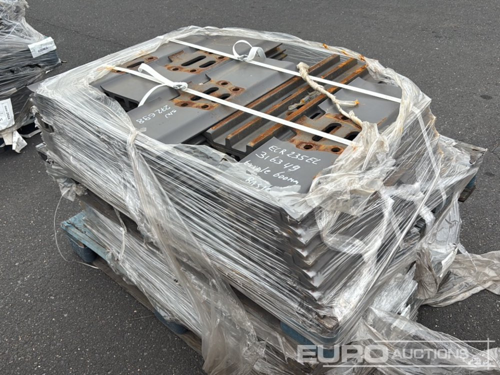 600mm Steel Tracks to suit Volvo EC460 (52 of) - Peça de reposição por Escavadeira: foto 4 600mm Steel Tracks to suit Volvo EC460 (52 of) - Peça de reposição por Escavadeira: foto 4