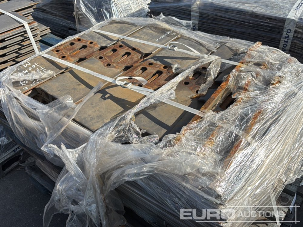 700mm Steel Track Plates - Peça de reposição por Escavadeira: foto 3 700mm Steel Track Plates - Peça de reposição por Escavadeira: foto 3