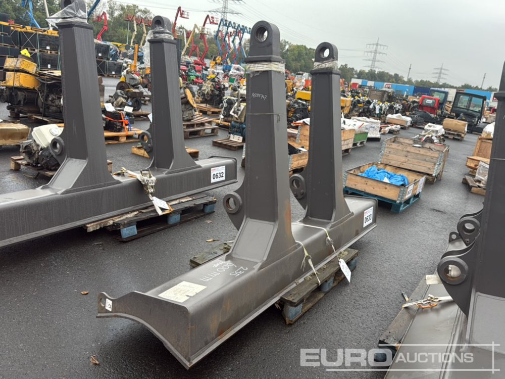 Dozer Blade to suit Volvo ECR235E - Peça de reposição por Escavadeira: foto 2 Dozer Blade to suit Volvo ECR235E - Peça de reposição por Escavadeira: foto 2