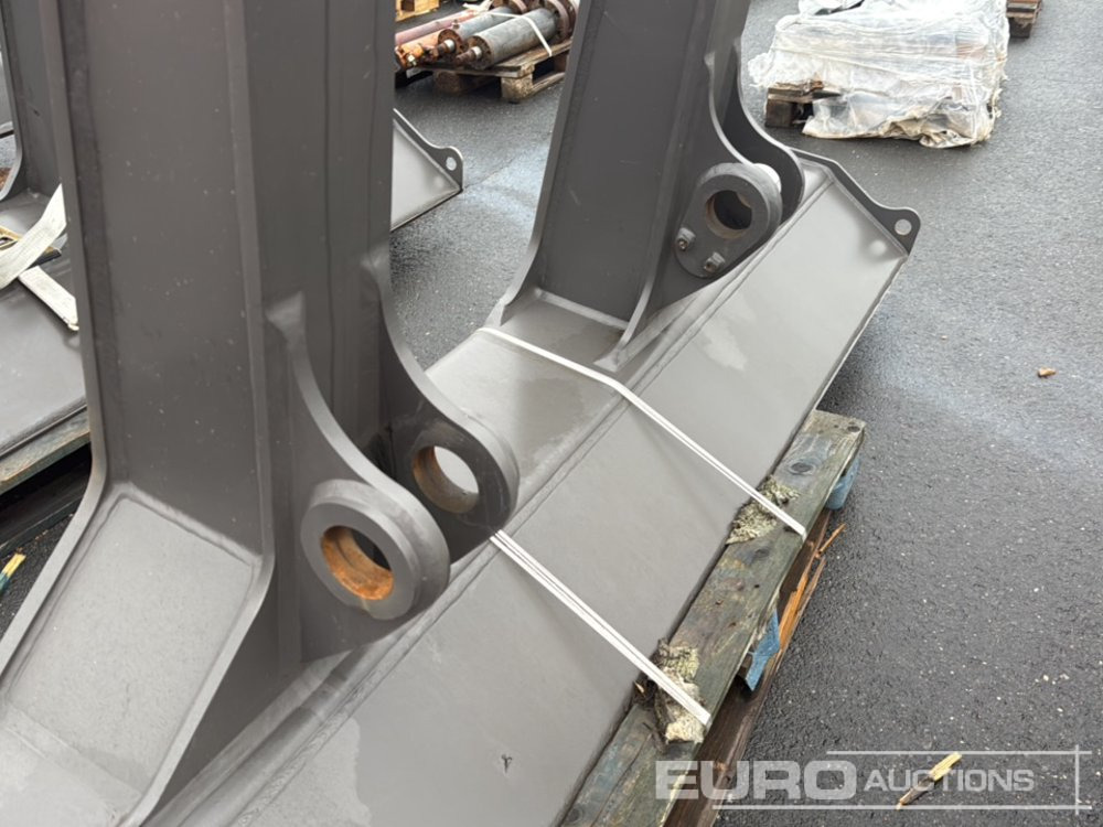Dozer Blade to suit Volvo ECR235E - Peça de reposição por Escavadeira: foto 5 Dozer Blade to suit Volvo ECR235E - Peça de reposição por Escavadeira: foto 5