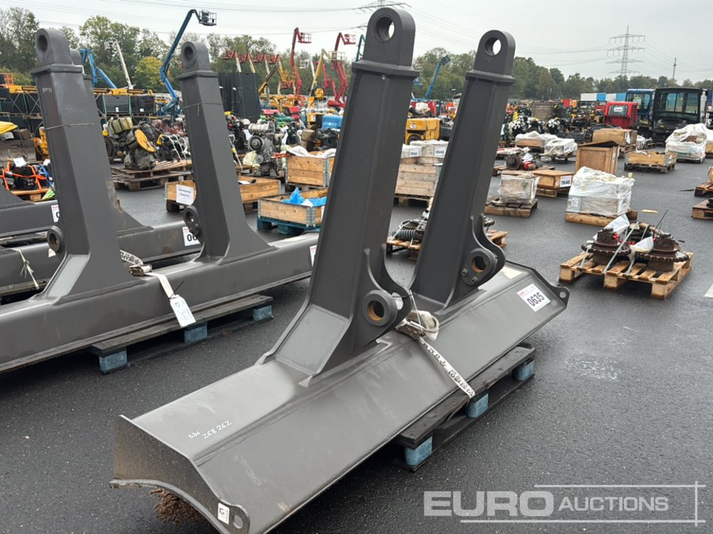 Dozer Blade to suit Volvo ECR235E - Peça de reposição por Escavadeira: foto 4 Dozer Blade to suit Volvo ECR235E - Peça de reposição por Escavadeira: foto 4