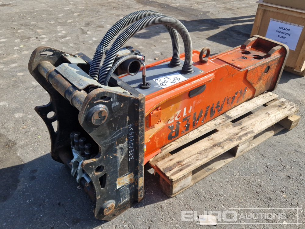 R12P Hydraulic Breaker to suit 60mm Pin - Martelo hidráulico: foto 3 R12P Hydraulic Breaker to suit 60mm Pin - Martelo hidráulico: foto 3