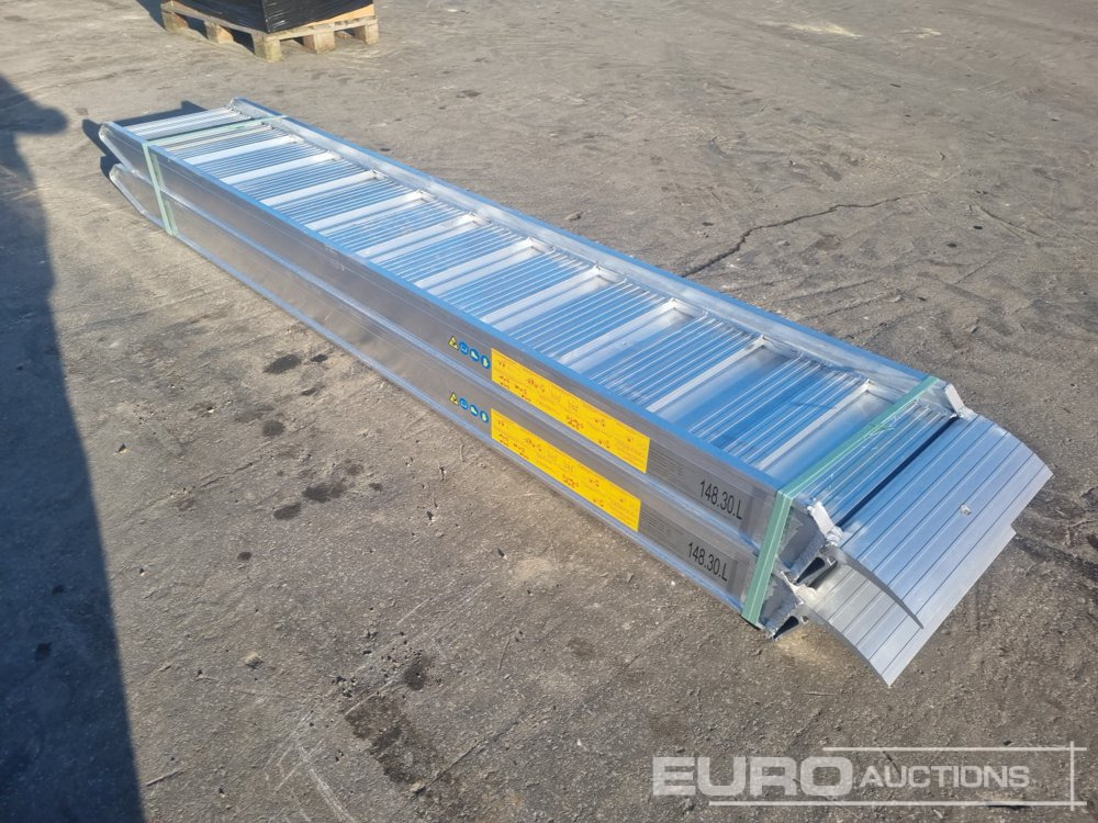 Unused 148.30L Aluminium Loading Rampes (2 of) 9000kg Capacity, 3000mm Length - Rampa de carregamento: foto 2 Unused 148.30L Aluminium Loading Rampes (2 of) 9000kg Capacity, 3000mm Length - Rampa de carregamento: foto 2