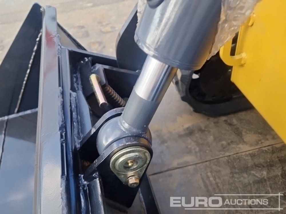 Mini pá carregadora Unused 2025 LIHUA T360: foto 19 Mini pá carregadora Unused 2025 LIHUA T360: foto 19