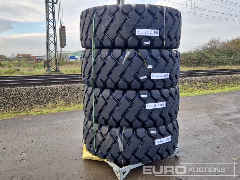 Unused 23.5-25 24PR E-3/L-3 TL Tyres (4 of) - Pneu: foto 1 Unused 23.5-25 24PR E-3/L-3 TL Tyres (4 of) - Pneu: foto 1