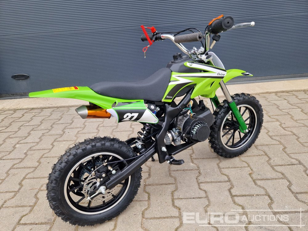 Unused DIRTBIKE 50R-D705 49CC Kids Petrol Motorbike, Automatic - Quadriciclo: foto 5 Unused DIRTBIKE 50R-D705 49CC Kids Petrol Motorbike, Automatic - Quadriciclo: foto 5