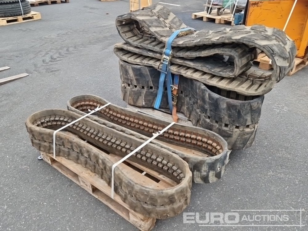Various Rubber Tracks (4 of) - Rasto por Máquina de construção: foto 1 Various Rubber Tracks (4 of) - Rasto por Máquina de construção: foto 1