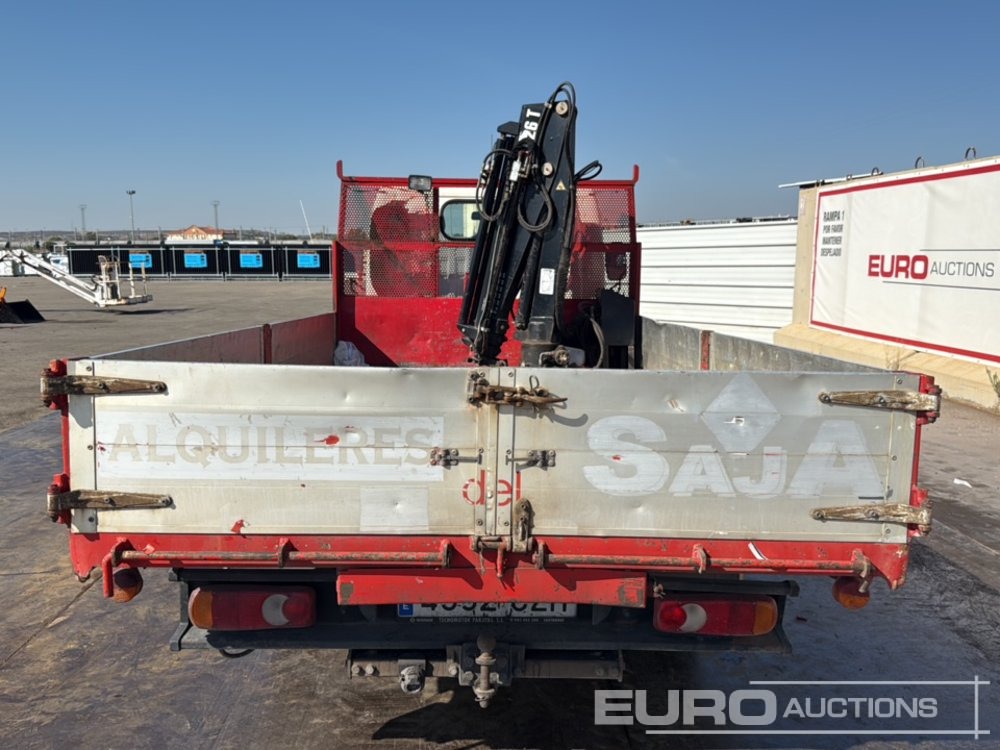 2004 Nissan Cabstar - Camião de caixa aberta/ Plataforma: foto 4 2004 Nissan Cabstar - Camião de caixa aberta/ Plataforma: foto 4