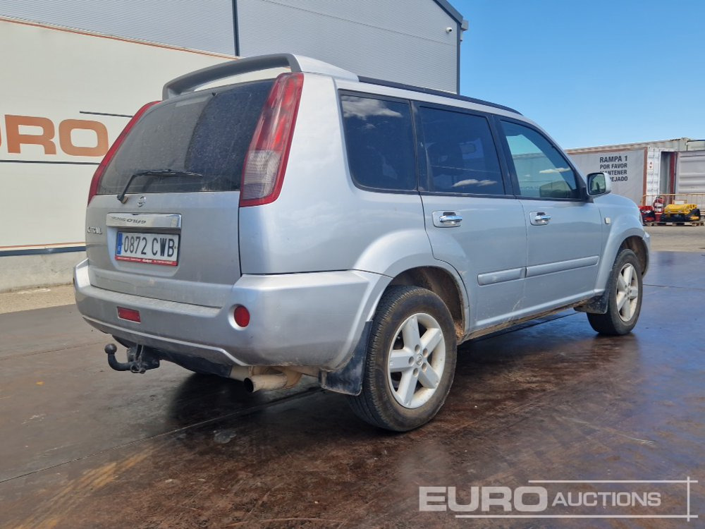 2004 Nissan X-Trail - SUV: foto 5 2004 Nissan X-Trail - SUV: foto 5