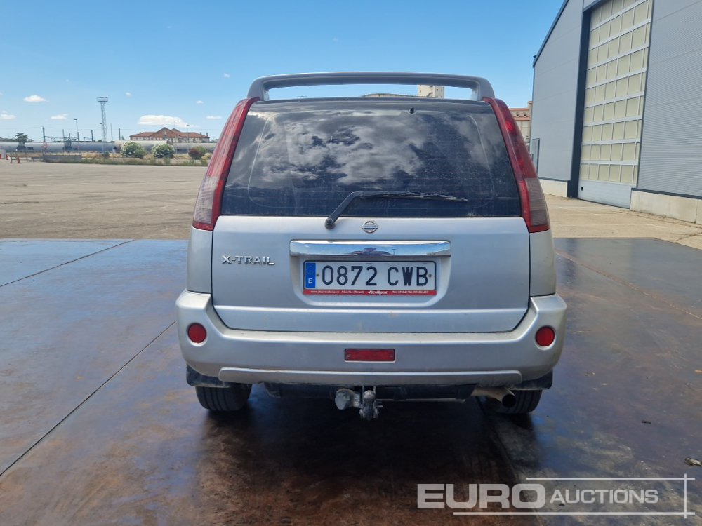 2004 Nissan X-Trail - SUV: foto 4 2004 Nissan X-Trail - SUV: foto 4