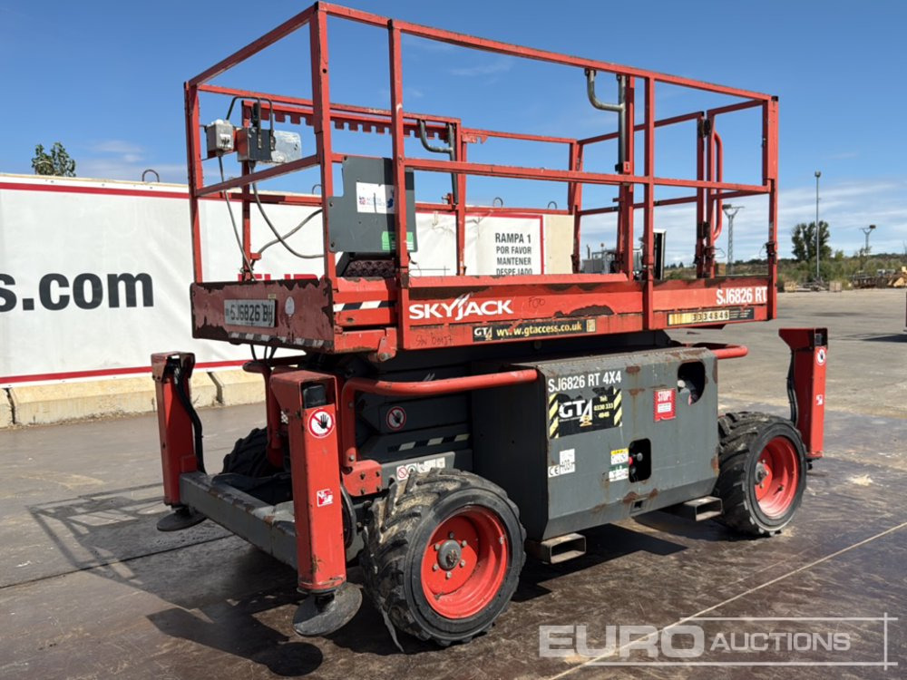 2017 SkyJack SJ6826RT - Plataforma aérea: foto 1 2017 SkyJack SJ6826RT - Plataforma aérea: foto 1