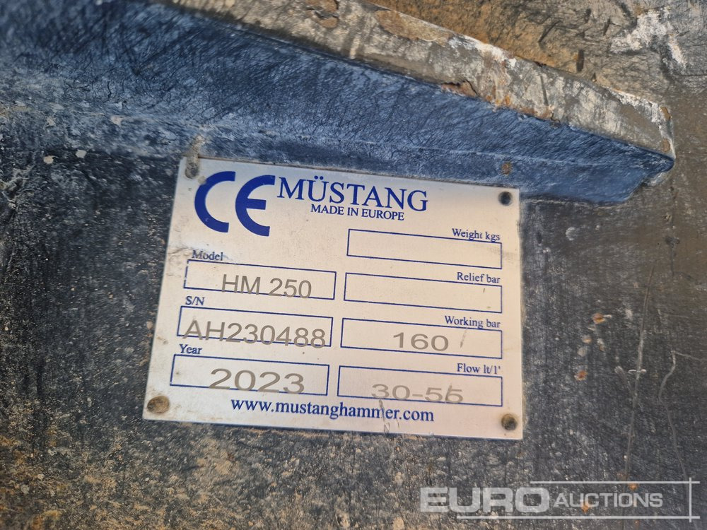 2023 Mustang HM250 - Martelo hidráulico: foto 5 2023 Mustang HM250 - Martelo hidráulico: foto 5