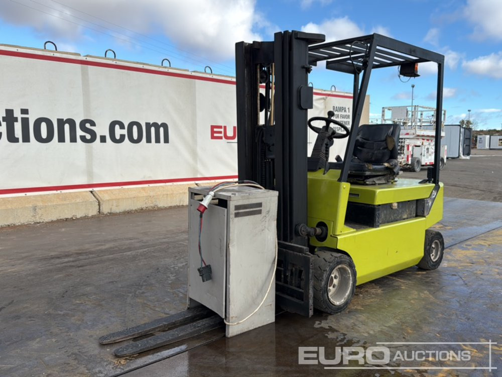 Clark CEM20S - Empilhadeira: foto 1 Clark CEM20S - Empilhadeira: foto 1