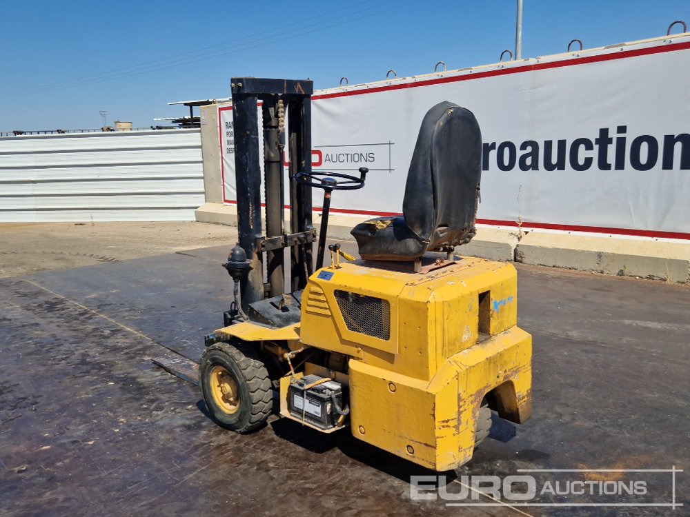 Diesel Forklift, 2 Stage Mast, Forks - Empilhadeira: foto 3 Diesel Forklift, 2 Stage Mast, Forks - Empilhadeira: foto 3