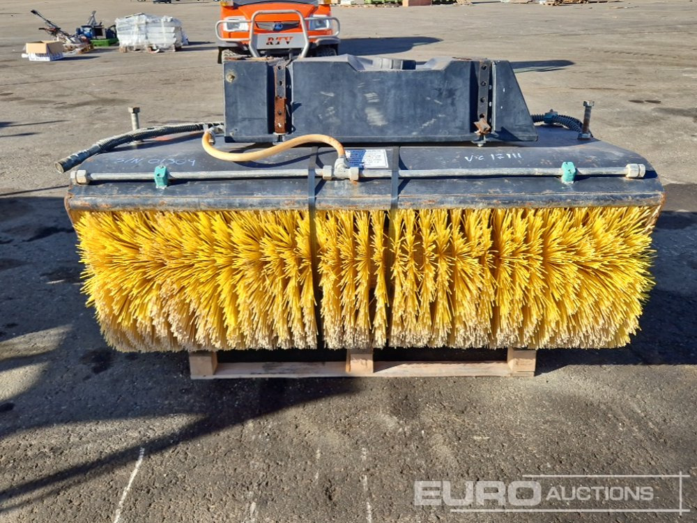 OPTIMAL Pulcra Sweeper - Equipamento de movimentação: foto 5 OPTIMAL Pulcra Sweeper - Equipamento de movimentação: foto 5