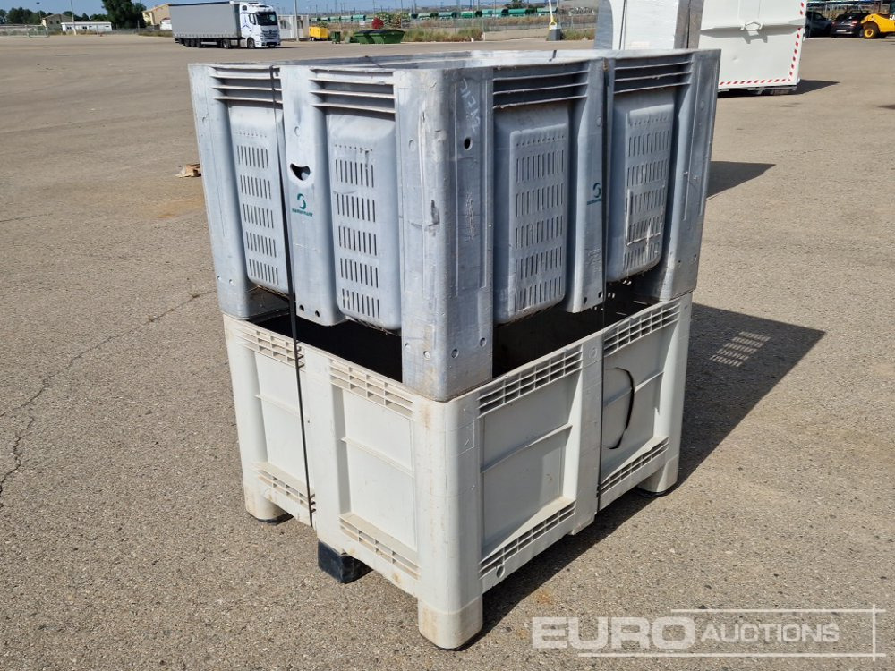 Plastic Palletsize Box (2 of) - Equipamento de construção: foto 5 Plastic Palletsize Box (2 of) - Equipamento de construção: foto 5