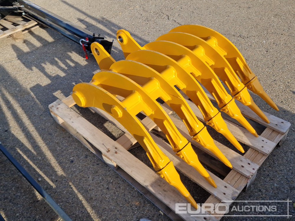 Unused 2025 Captok 32" Rake With Teeth to suit CAT 305 Excavator / Rastrillo para Excavadora CAT 305 - Balde: foto 4 Unused 2025 Captok 32" Rake With Teeth to suit CAT 305 Excavator / Rastrillo para Excavadora CAT 305 - Balde: foto 4
