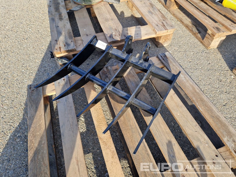 Unused 2025 Captok Rake to suit 1-2 Excavator / Rastrillo para Excavadora 1-2 Toneladas - Balde: foto 2 Unused 2025 Captok Rake to suit 1-2 Excavator / Rastrillo para Excavadora 1-2 Toneladas - Balde: foto 2