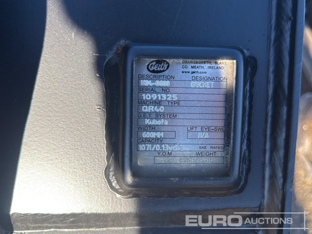 Yanmar Digging Bucket LGT000BA4075QSV to suit 6-10 Ton Excavator (S/N 1183799), Geith Bucket H04-0600 to Suit QR40 (S/N 1091325) - Balde: foto 5 Yanmar Digging Bucket LGT000BA4075QSV to suit 6-10 Ton Excavator (S/N 1183799), Geith Bucket H04-0600 to Suit QR40 (S/N 1091325) - Balde: foto 5