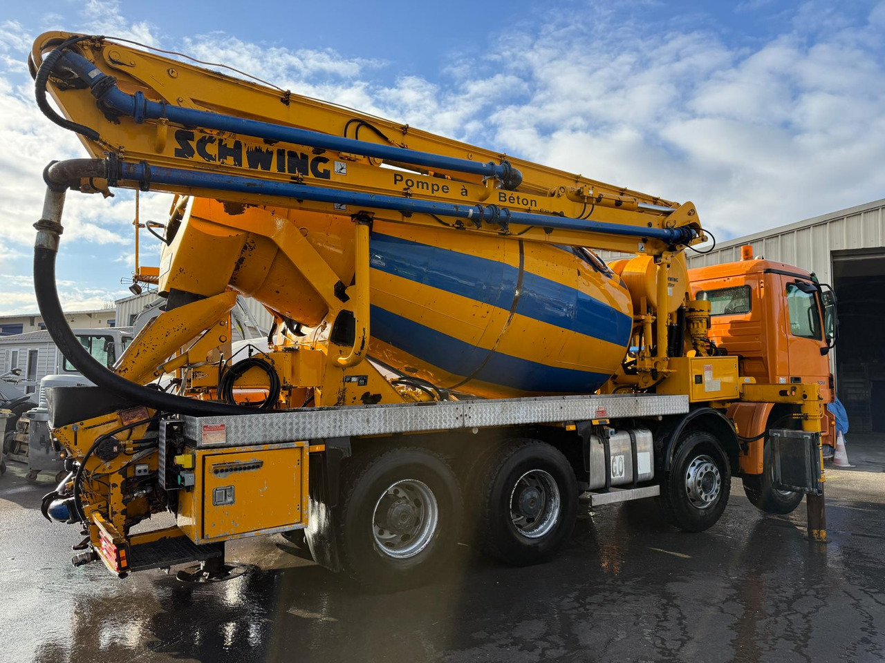 Camion pumi Mercedes Benz Actros 3241 BA-654-EE - Autobomba de betão: foto 4 Camion pumi Mercedes Benz Actros 3241 BA-654-EE - Autobomba de betão: foto 4