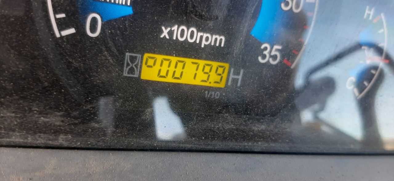 Branson Branson 6225C - Trator: foto 3 Branson Branson 6225C - Trator: foto 3