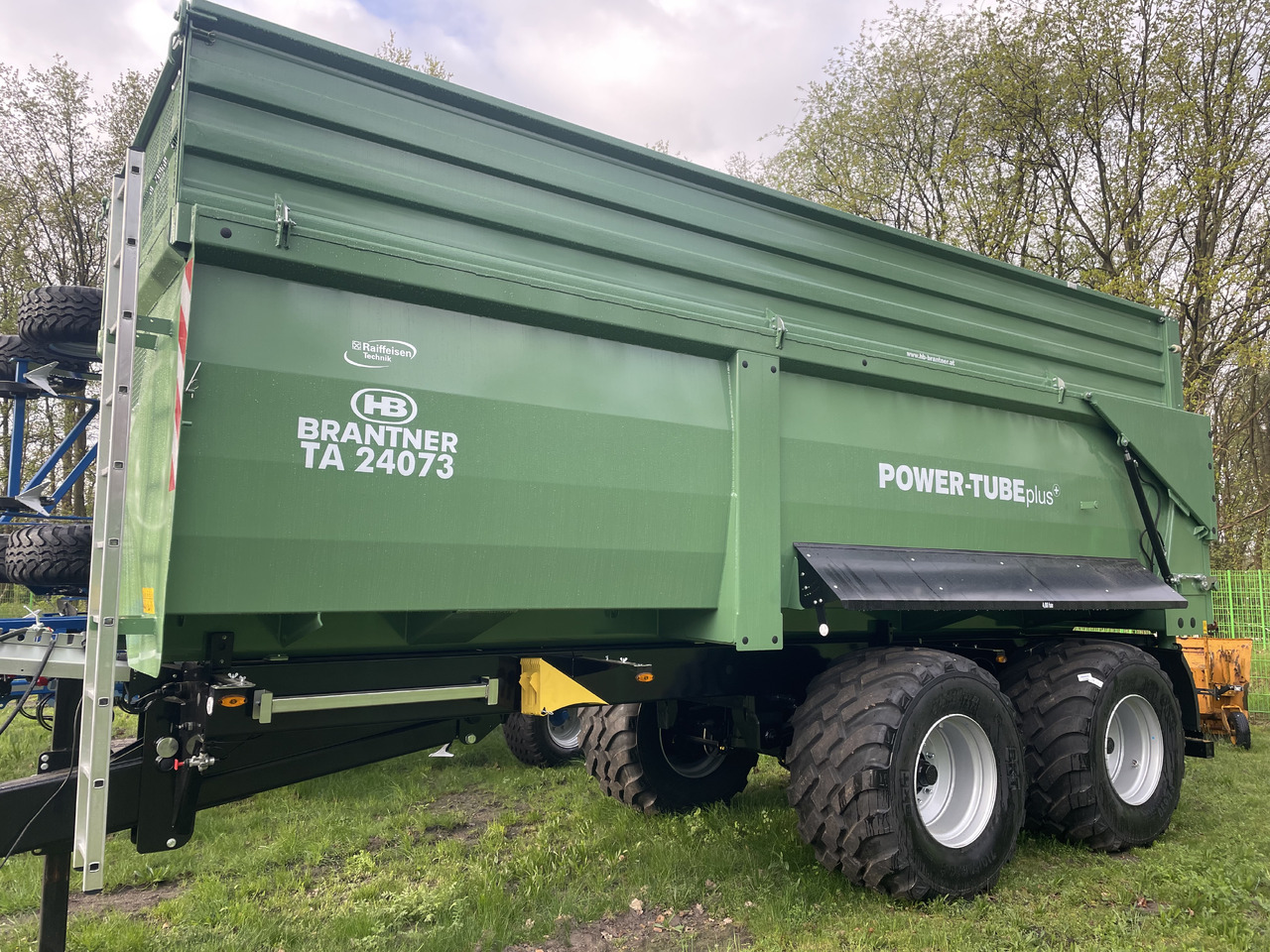 Brantner TA 24073/2 POWER-TUBE - Reboque basculante agrícola: foto 1 Brantner TA 24073/2 POWER-TUBE - Reboque basculante agrícola: foto 1
