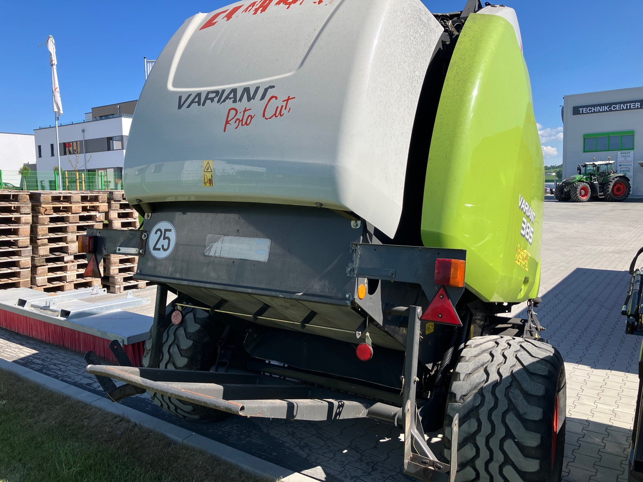 Claas 385 RC - Máquina para produção de feno: foto 2 Claas 385 RC - Máquina para produção de feno: foto 2
