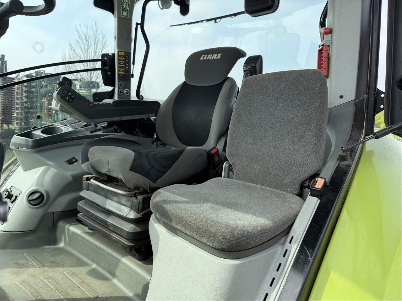 Claas Axion 830 - Trator: foto 2 Claas Axion 830 - Trator: foto 2