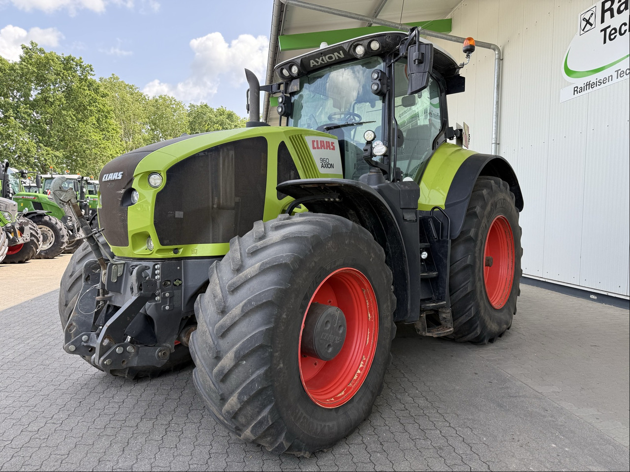 Trator Claas Axion 960: foto 9